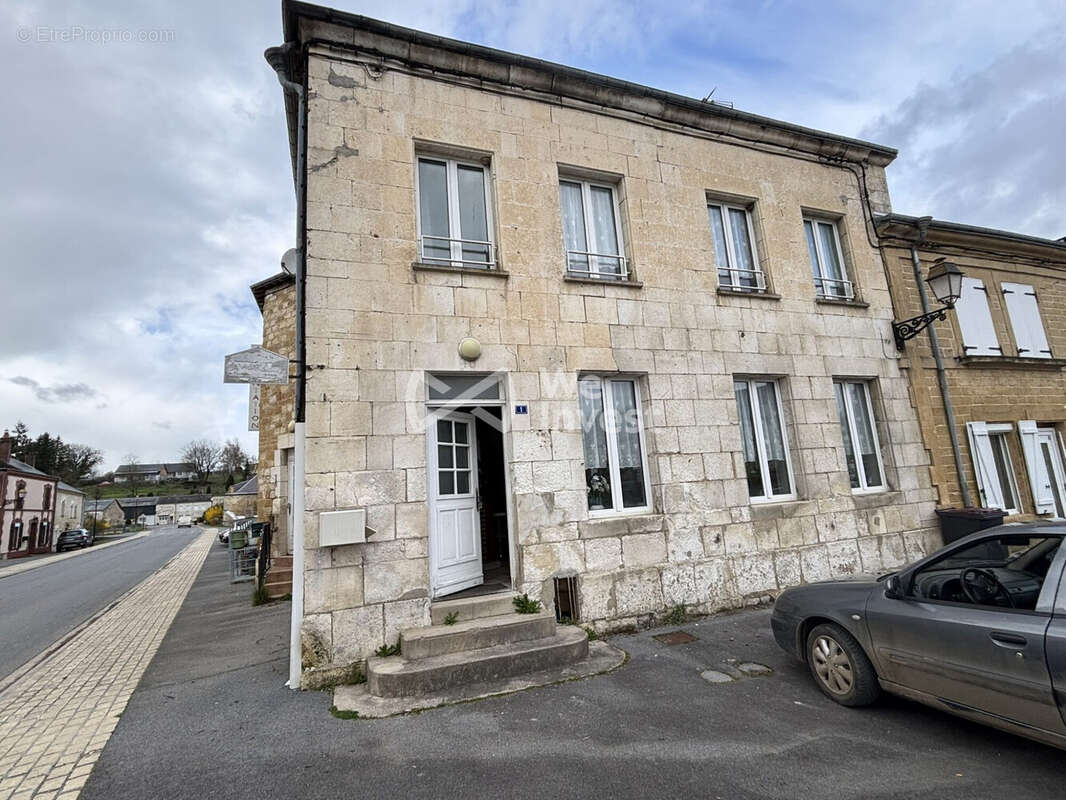 Maison à THIN-LE-MOUTIER