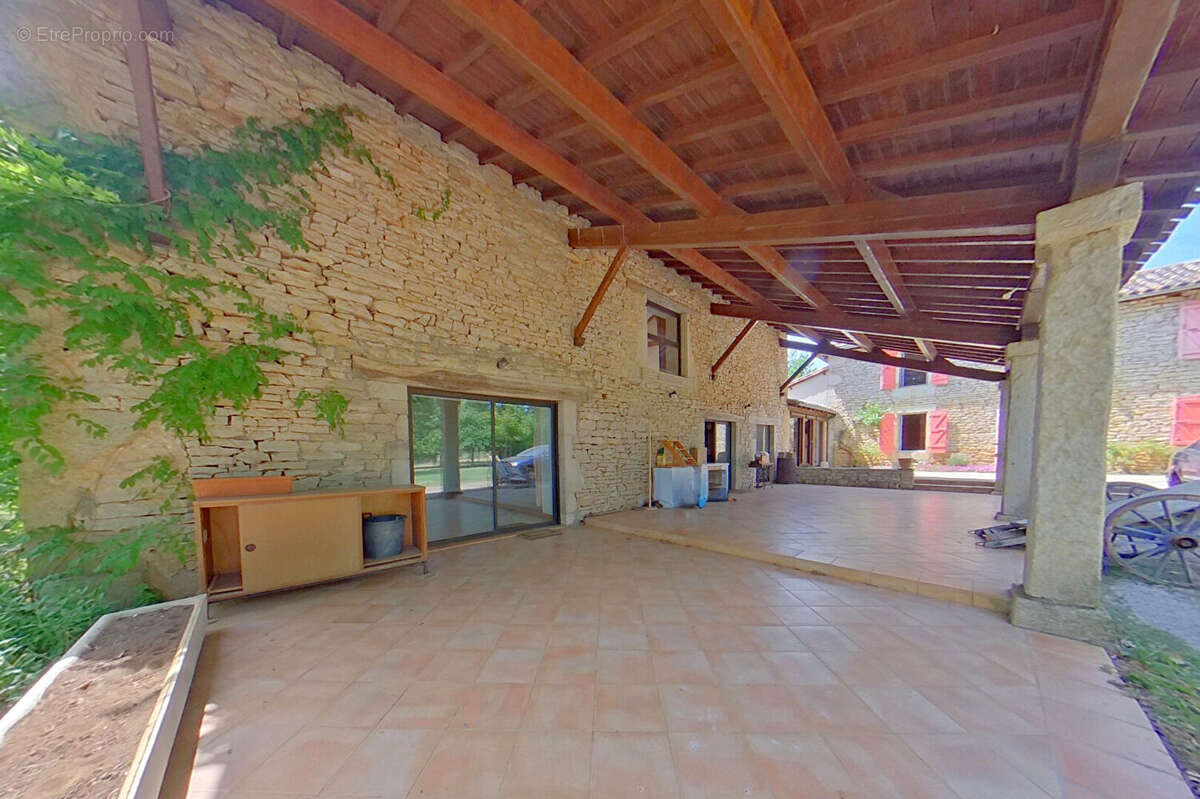 Maison à CAUSSADE