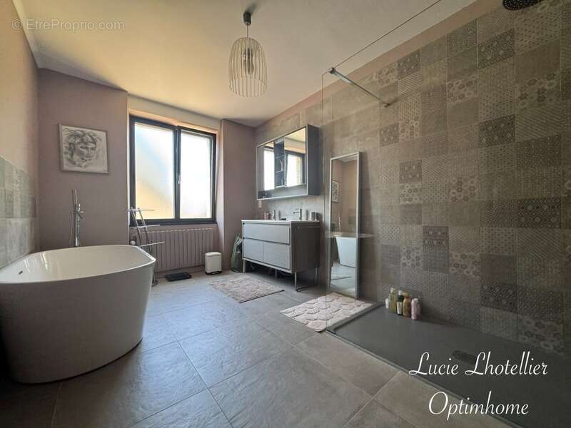 Maison familiale 157 m² – Dinard – Studio indépendant – 4 chambres – Garage – Jardin paysager - photo 7