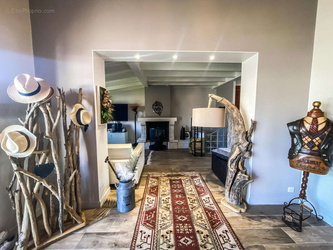 Maison à VAUX-SUR-MER