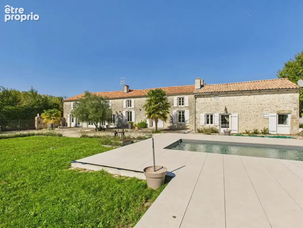 Maison à VILLEFAGNAN