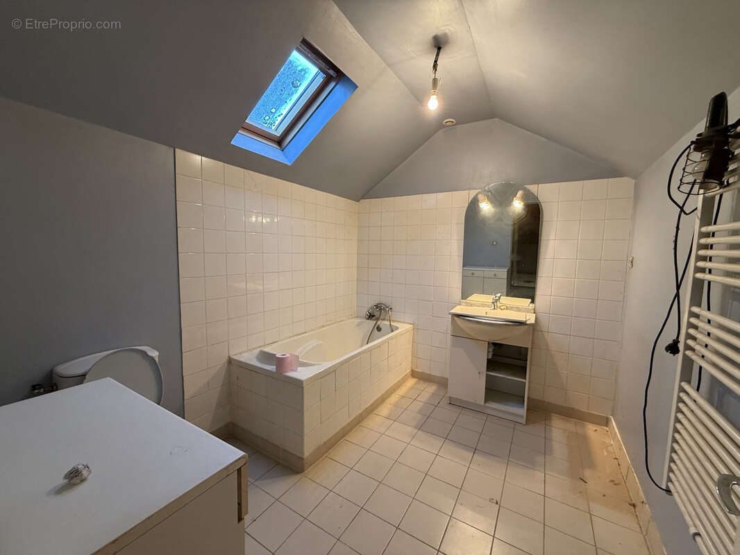 Maison à LA FERTE-IMBAULT