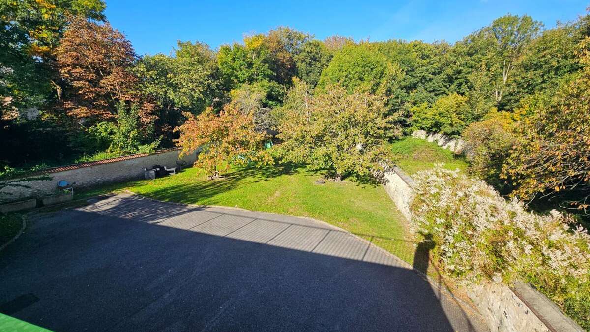 Appartement à HOUDAN