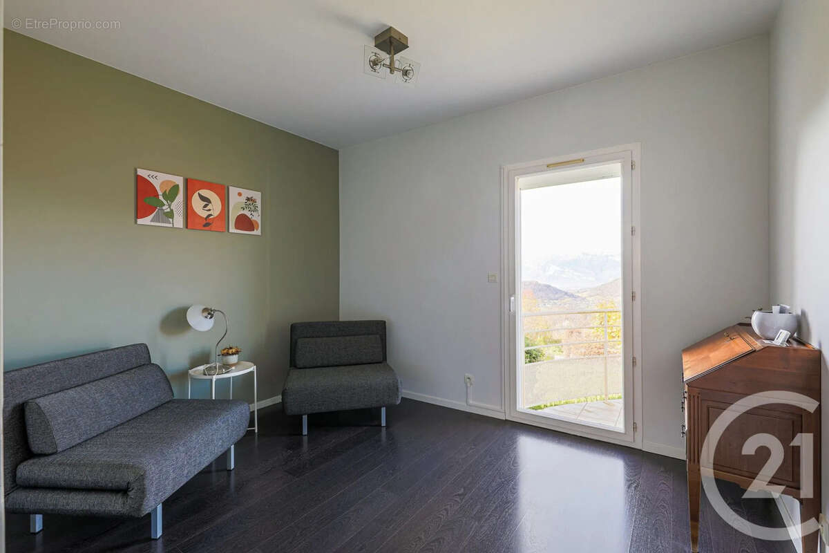 Maison à SAINT-MARTIN-D&#039;URIAGE