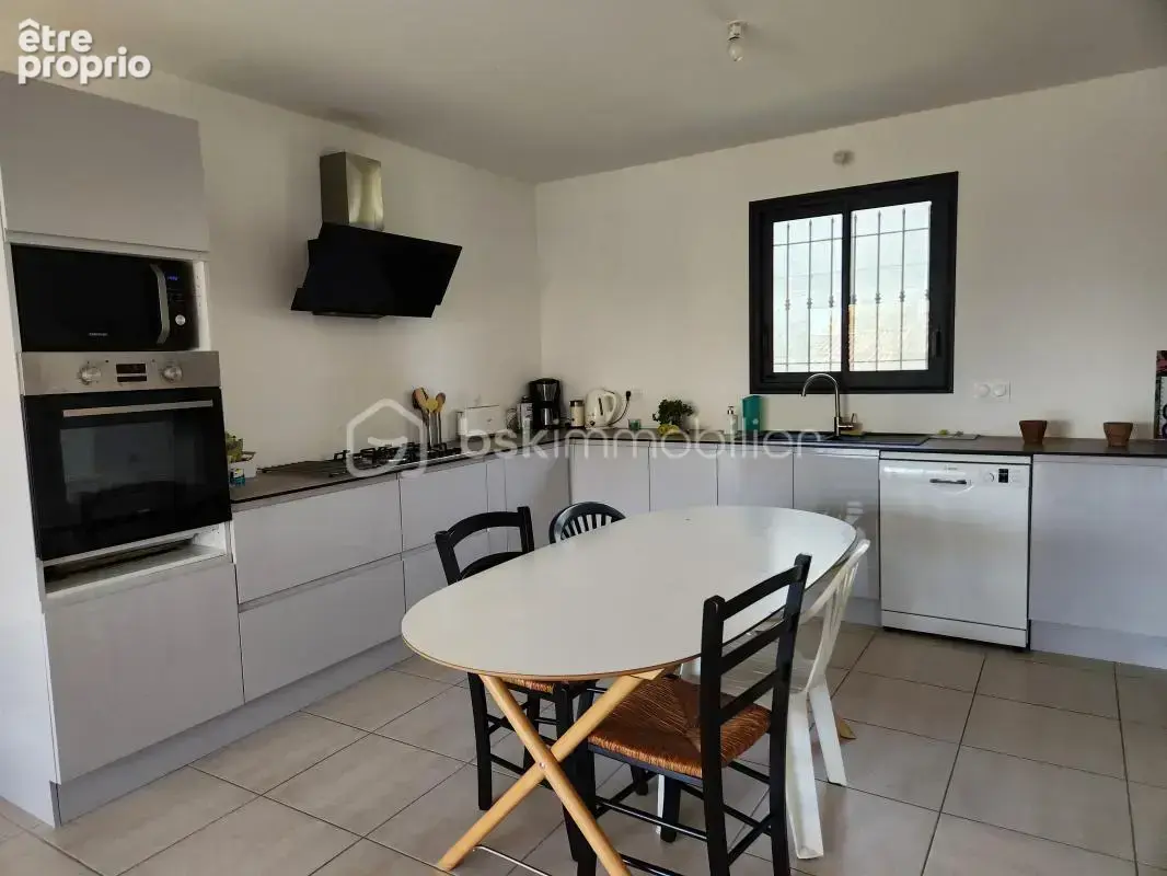 Exclusivite à forcalquier : plain-pied pour deux logements  villa récente quartier calme ! - photo 10
