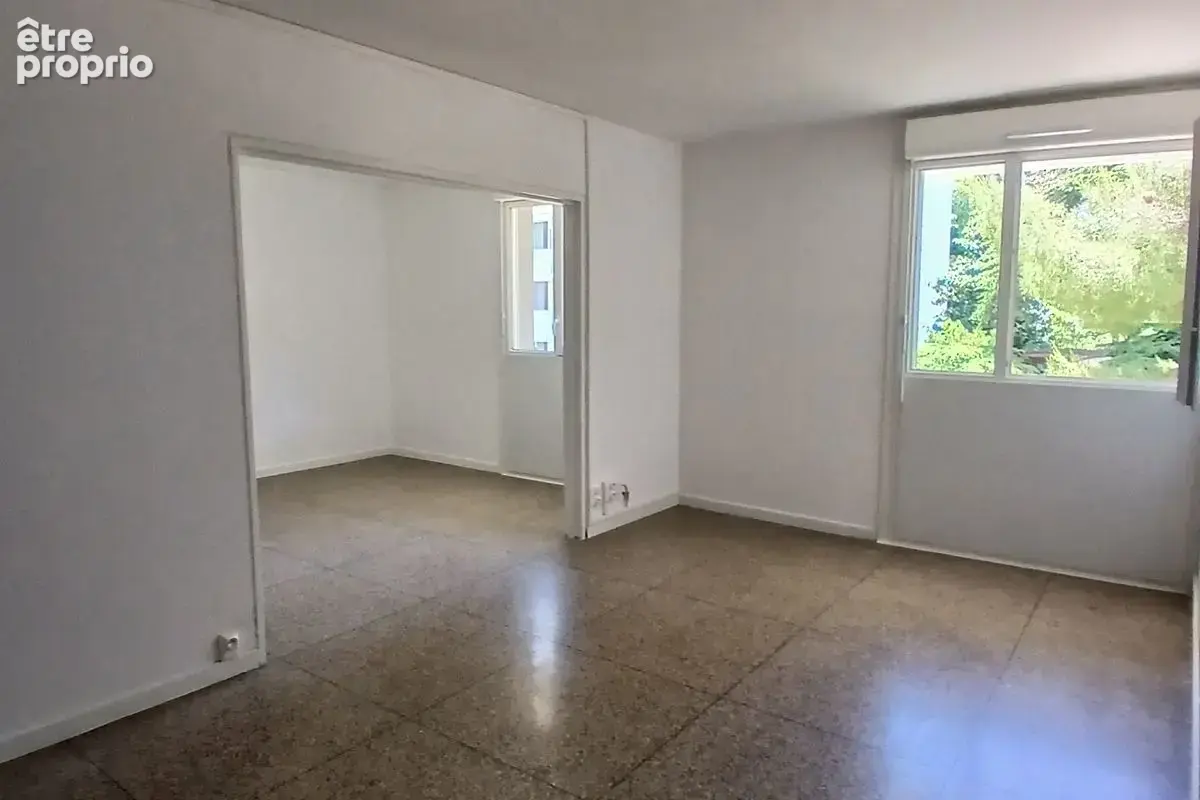 Appartement à MARSEILLE-9E