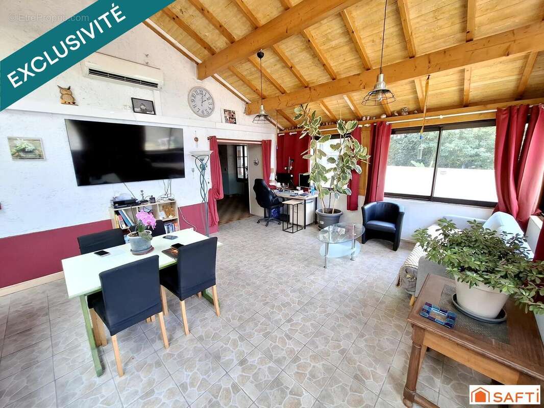 Maison 209 m² à Navarrenx  - photo 2