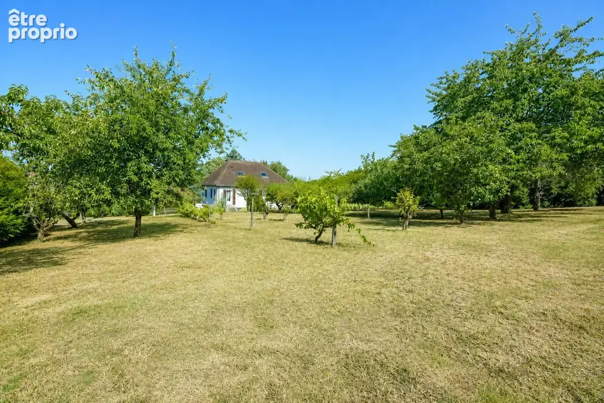 Maison de 6 pièces de 140 m² à Bléré - photo 3
