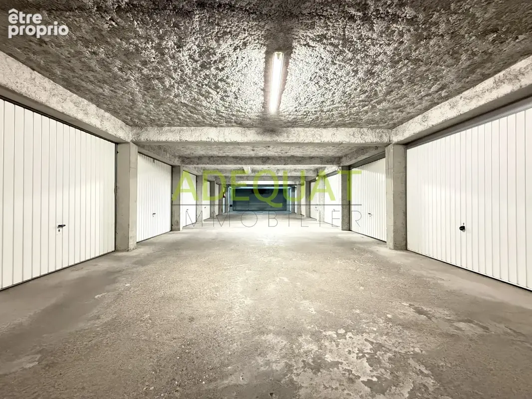 La tour du pin / hyper centre ville / appartement t2 / terrasse / cellier… - photo 11