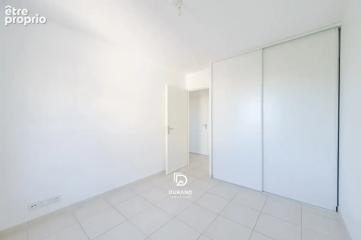 Appartement - parking - terrasse - sainte marthe - 13014 marseille - photo 12