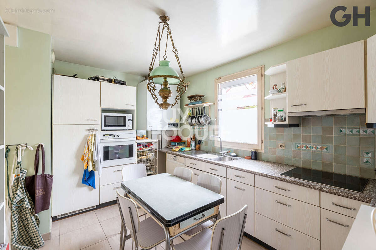 Charmante maison familiale de 6 pieces  (142.44 m²)  à soisy-sur-seine - photo 7