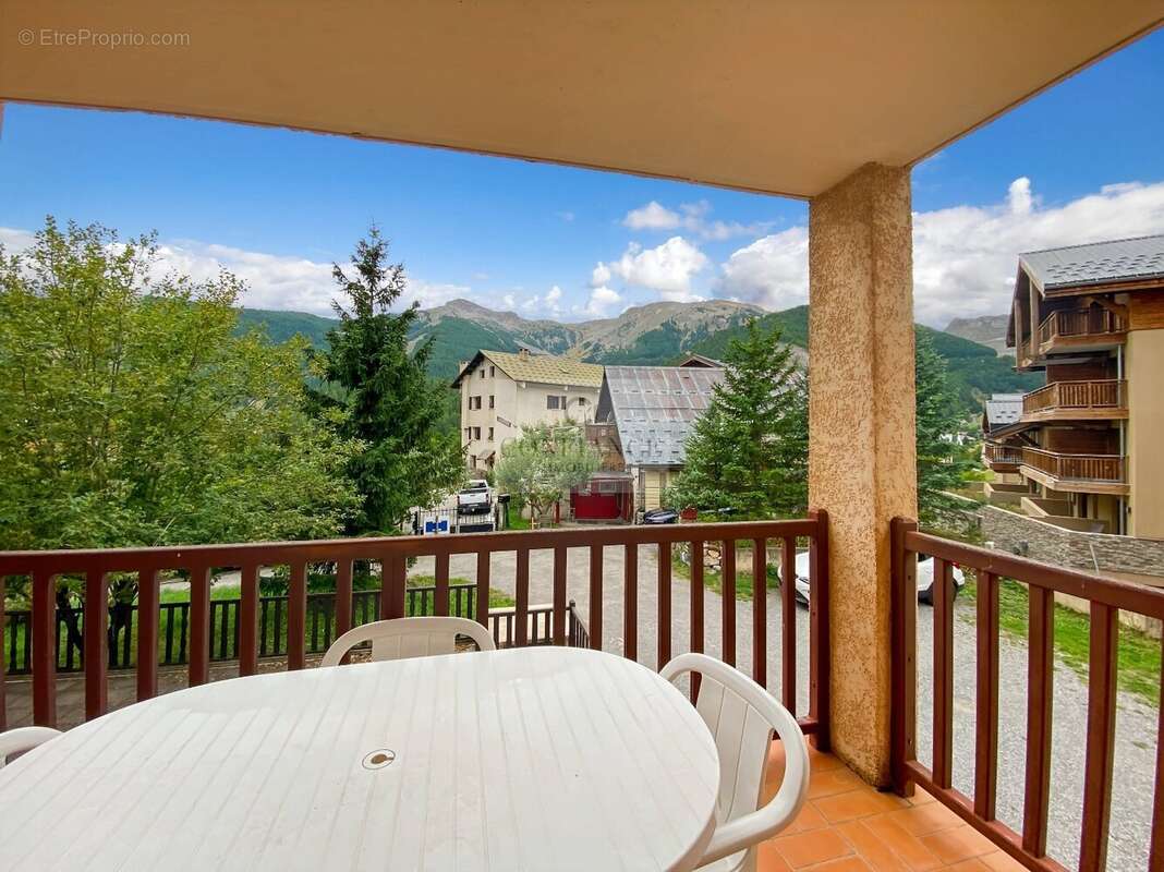 Appartement à SAINT-ETIENNE-DE-TINEE