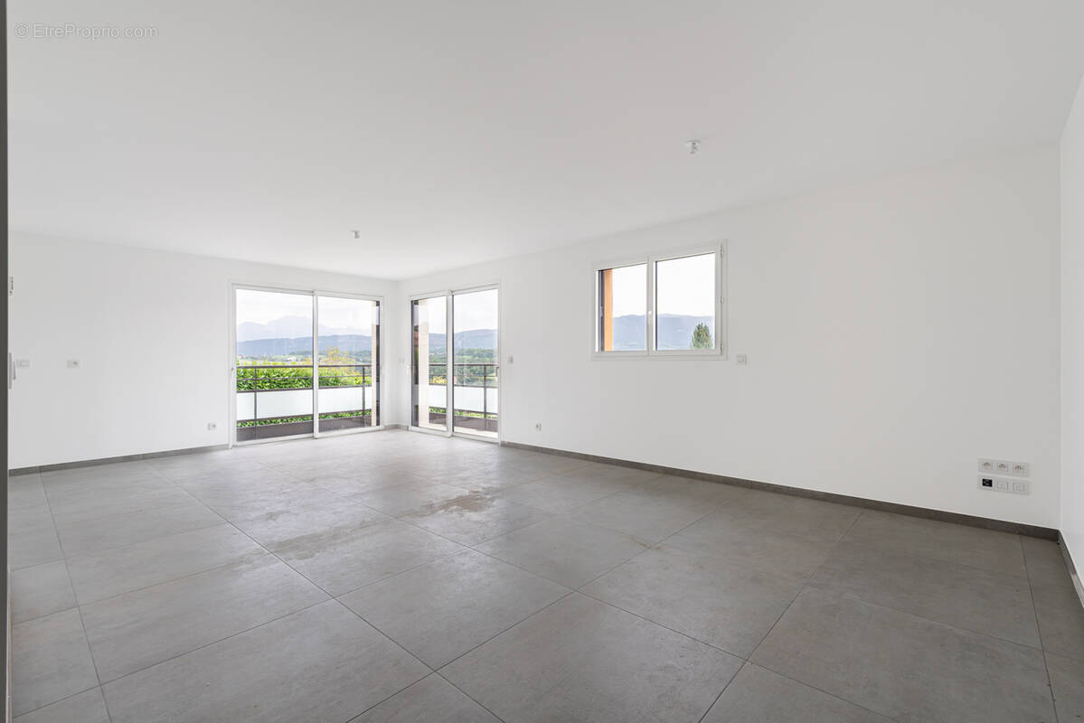 Appartement à LOVAGNY