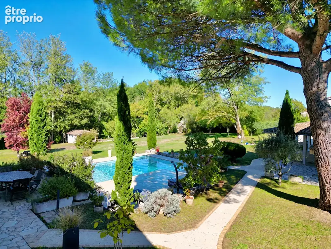A proximité de Saint-Emilion, propriété de charme avec gîte et chambres d'hôtes - photo 3