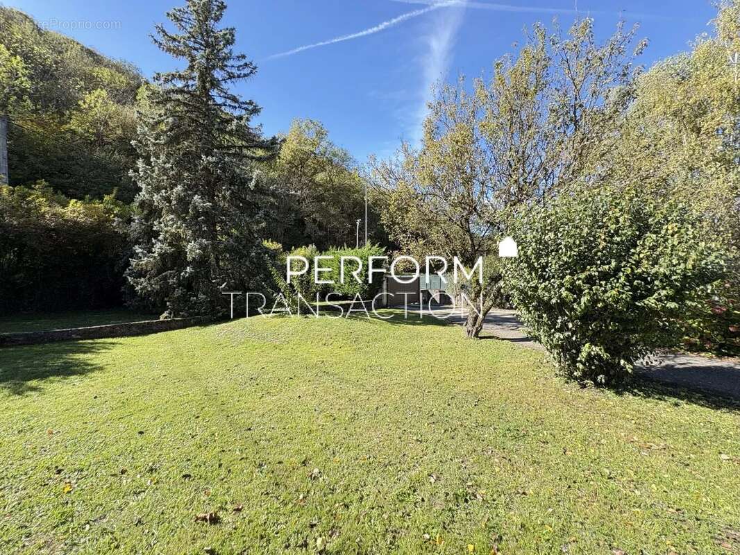 Maison à ECHIROLLES