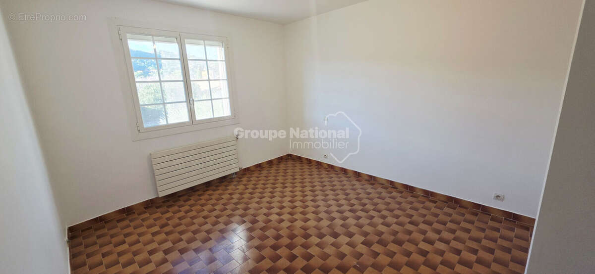 Maison à BAGNOLS-SUR-CEZE