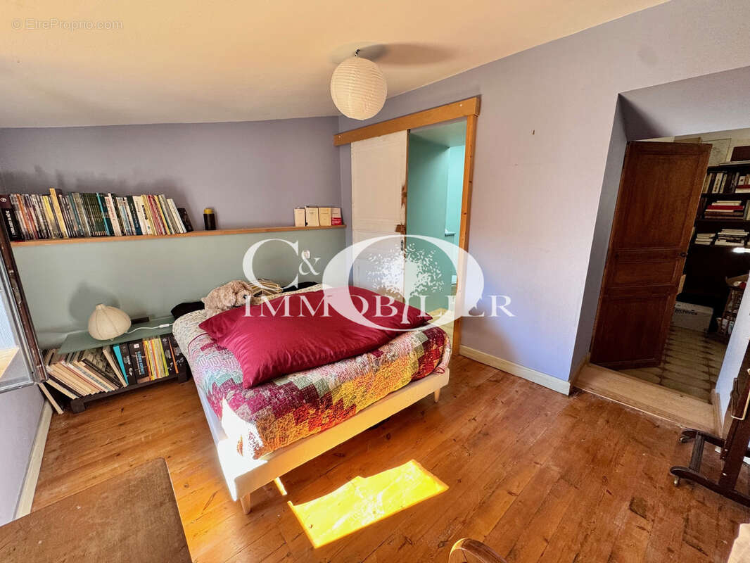 Maison à ROCHESERVIERE