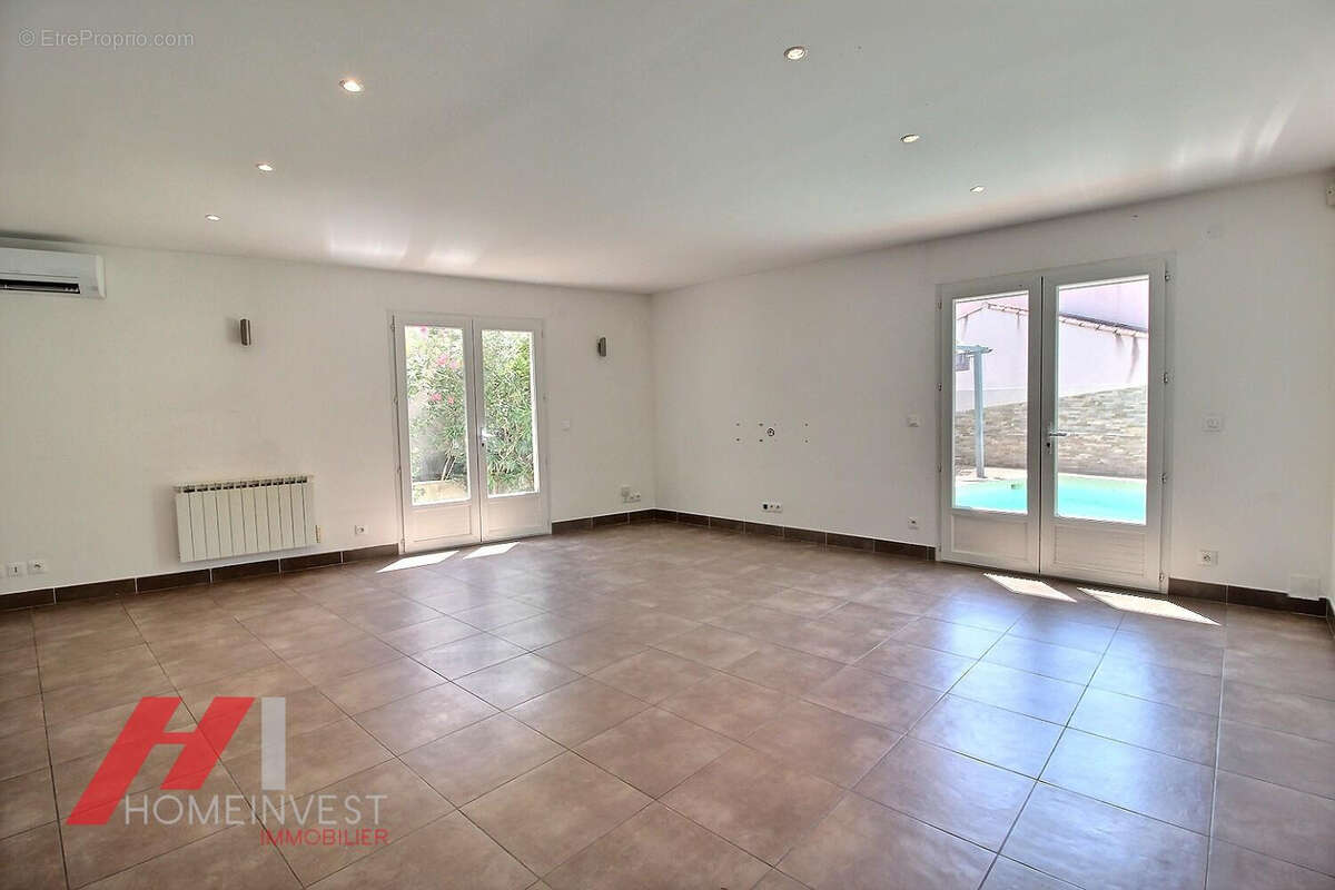 Rez-de-Villa de plain-pied T3/4 de 84 m2 avec piscine Chateau-Gombert / Palama - photo 4