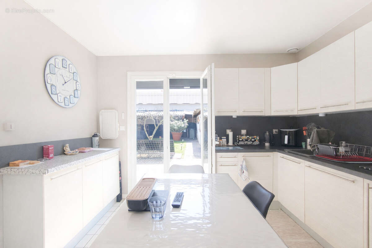 Maison à OZOIR-LA-FERRIERE