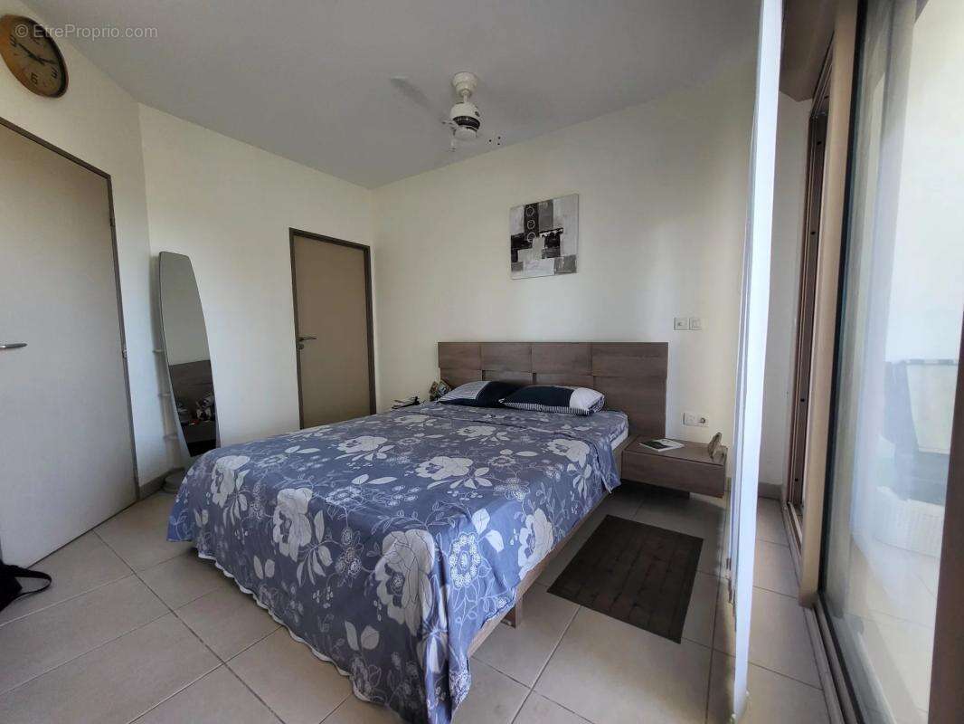 Appartement à SAINT-DENIS