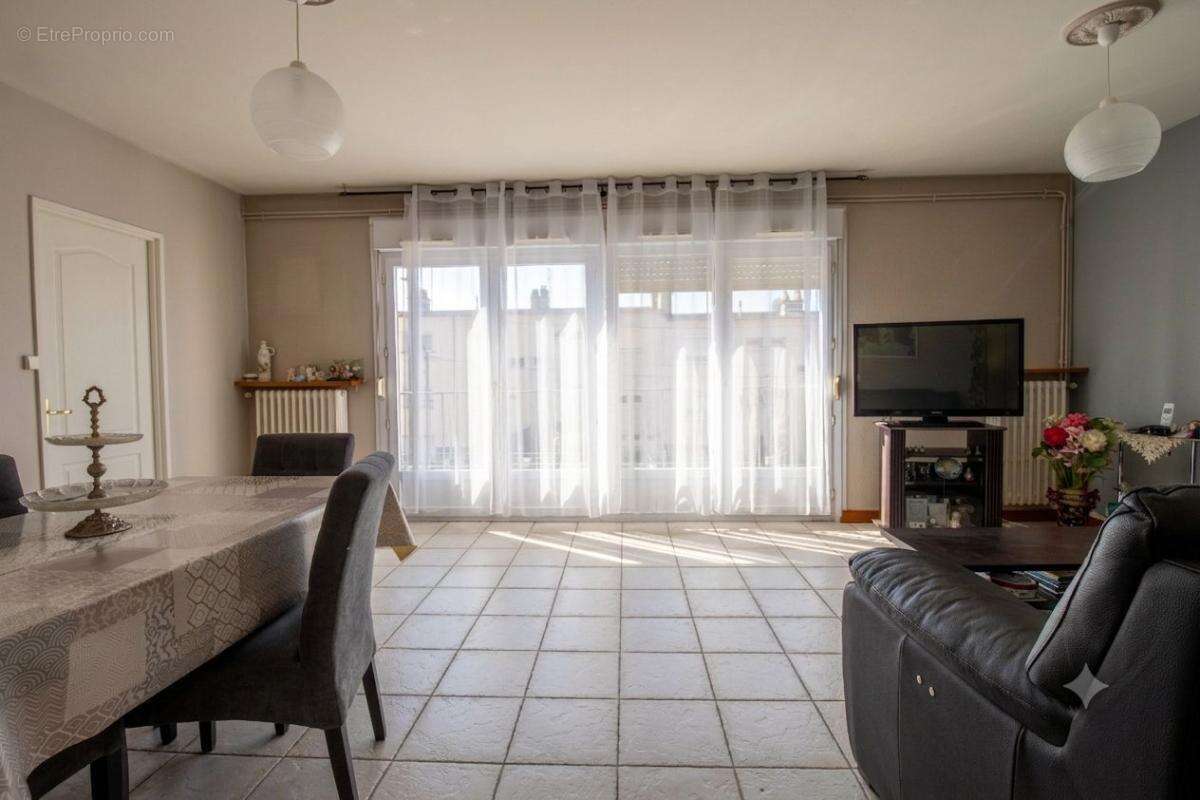 Appartement à SAINT-MAX