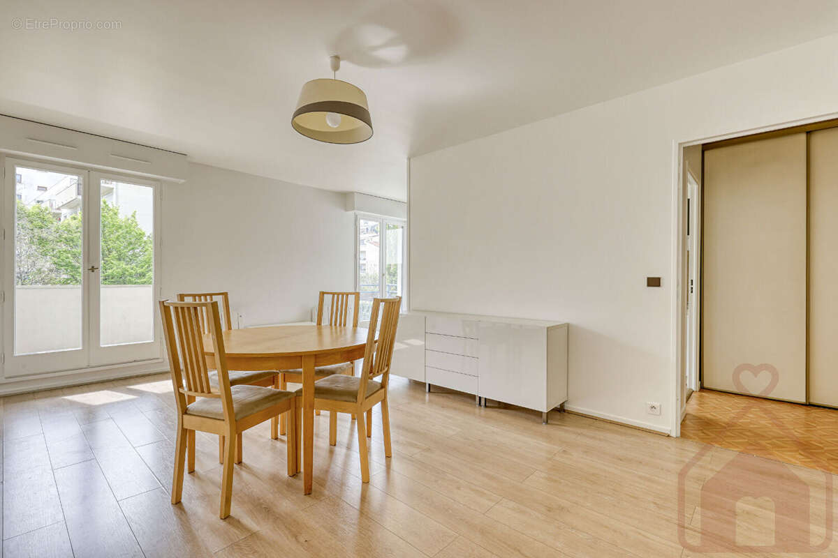 Appartement à LE KREMLIN-BICETRE