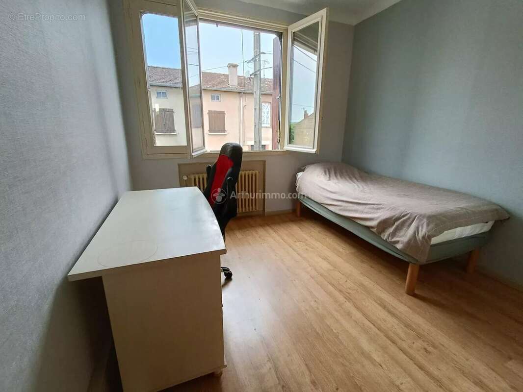 Maison divisée en deux appartements T2 et T4 - photo 5