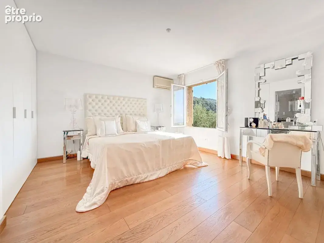 Maison 5 pièces sur les hauteurs de Nice à Vendre - photo 15