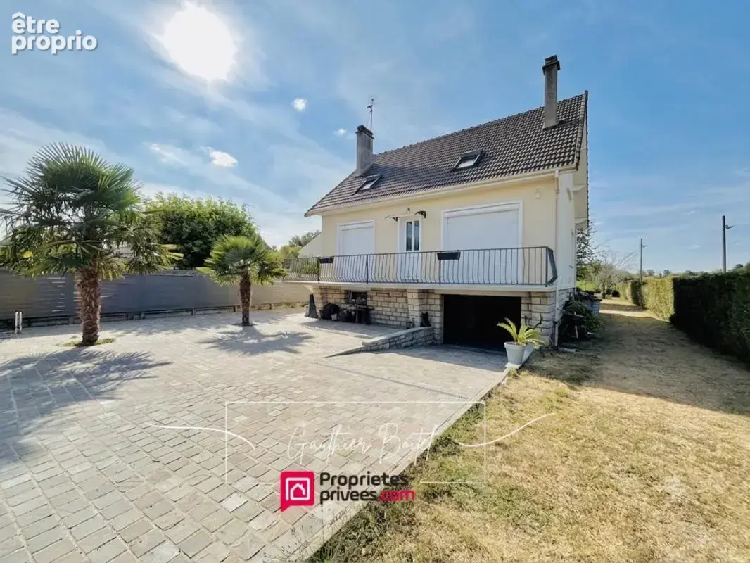 Maison à FONTENAY-TRESIGNY