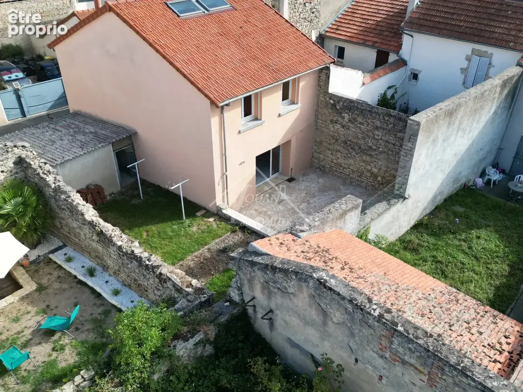 Maison trois chambres, garage et cour - photo 17
