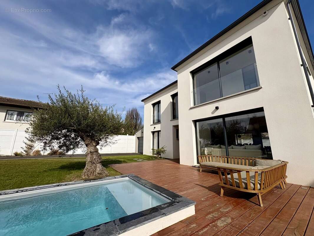 Maison à LE PLESSIS-TREVISE