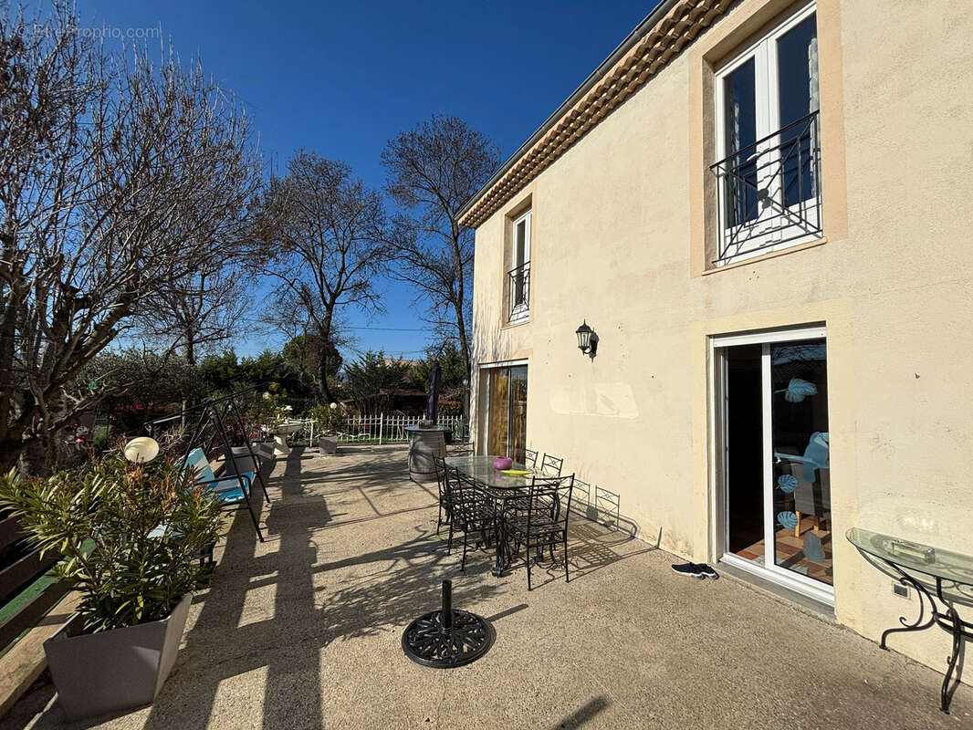 Maison à LIVRON-SUR-DROME