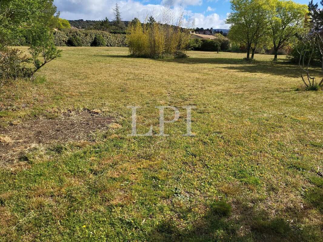 Maison à SAINT-SATURNIN-LES-APT