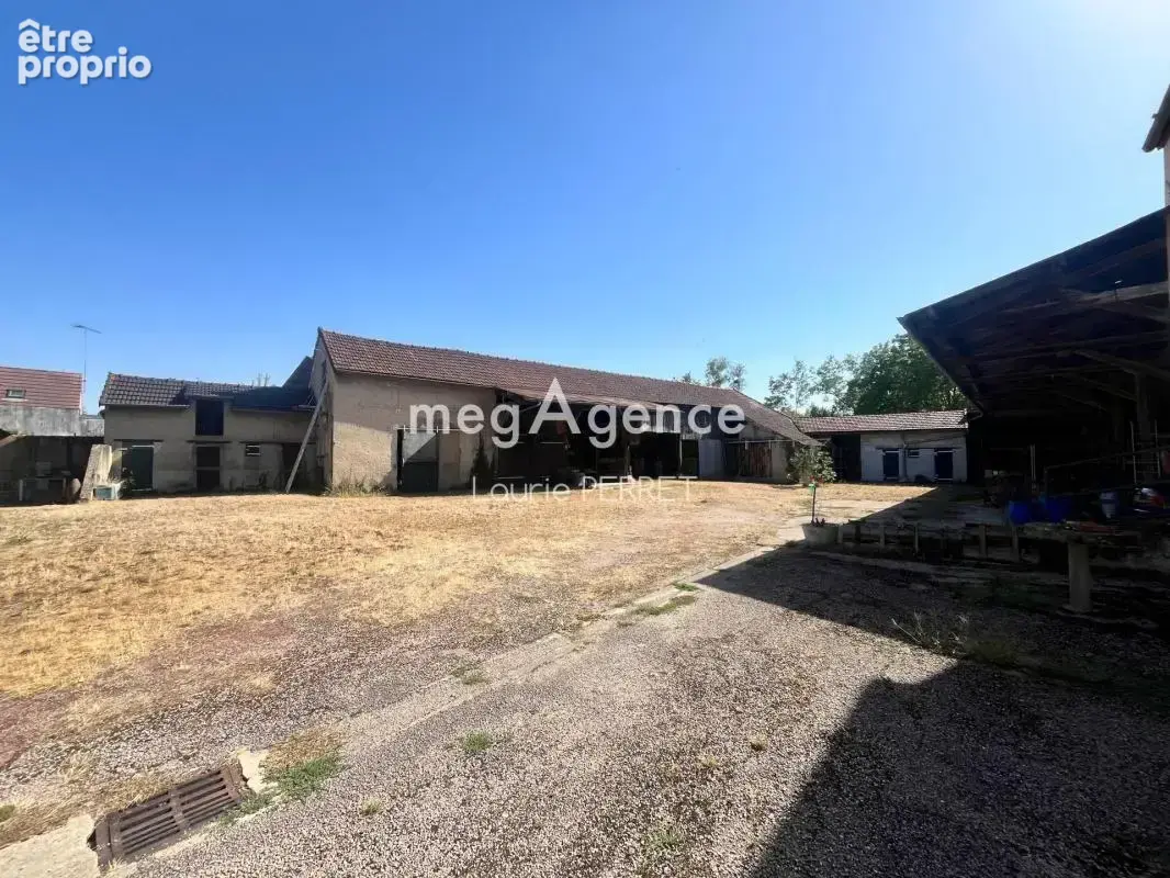 Ancien corps de ferme à fort potentiel - Cézy - photo 3