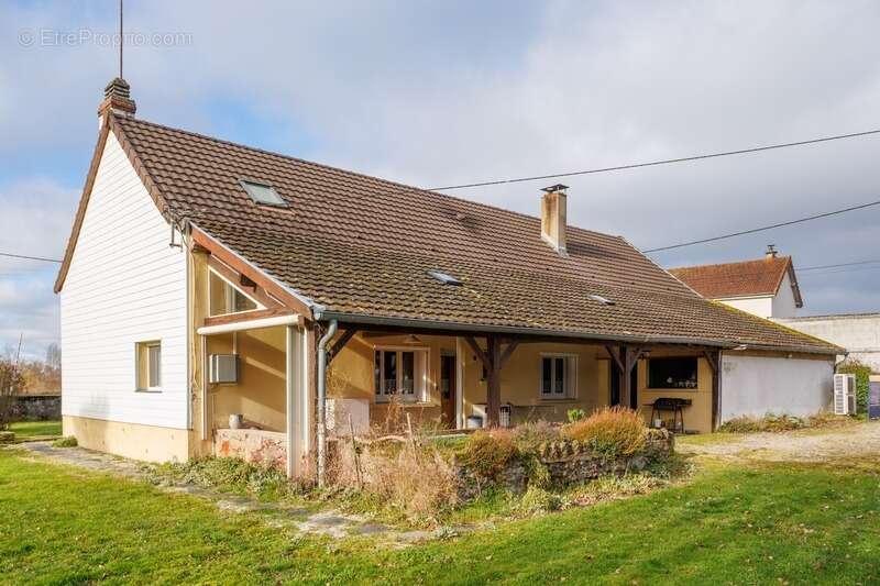 Maison à SAINT-AGNAN