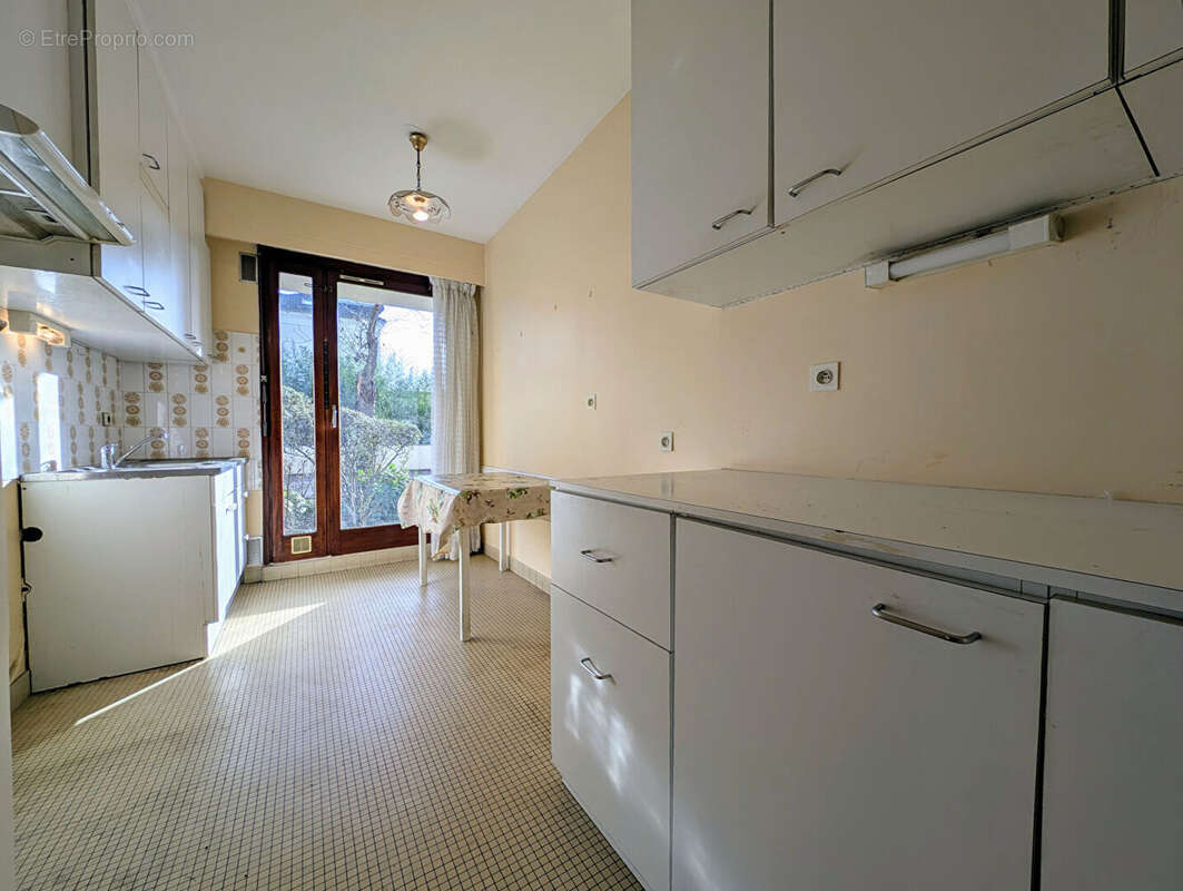 Appartement à MAISONS-LAFFITTE