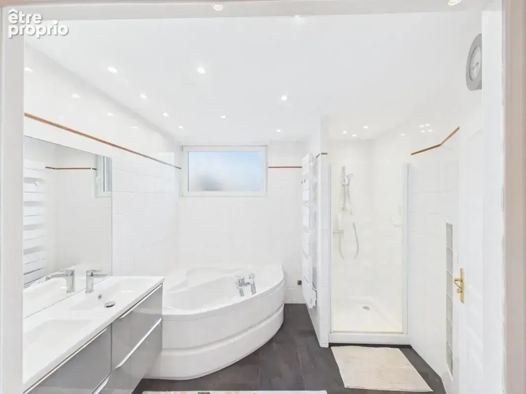 Maison 4 pièces 191 m² à vendre à Loos (59120) - photo 11