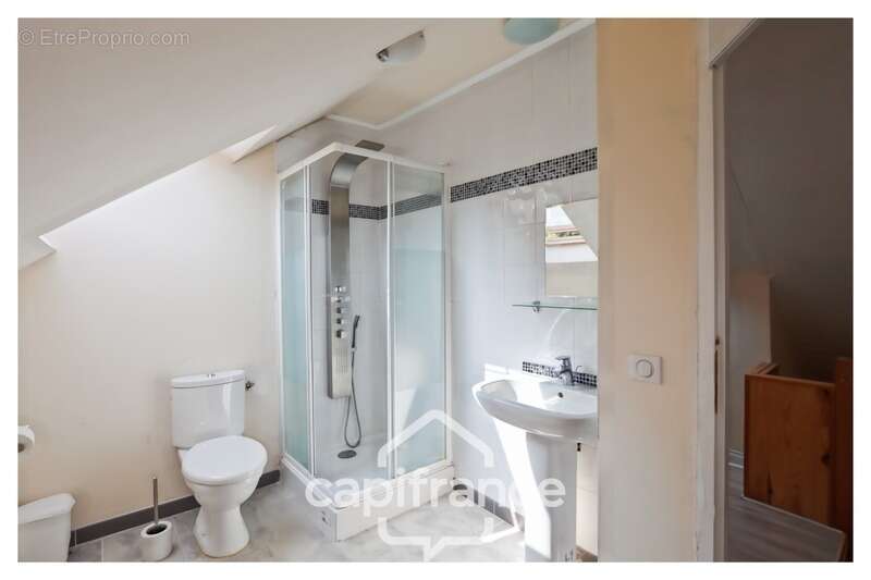 Maison à SAINT-AUBIN-DE-NABIRAT