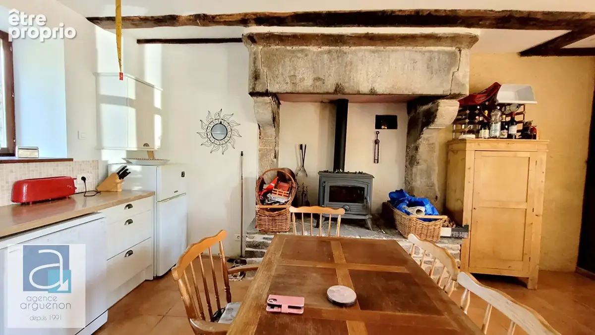 EXCLUSIVITÉ : PLUMAUDAN - Charmante maison de caractère de 3 chambres sur vaste jardin, - photo 8