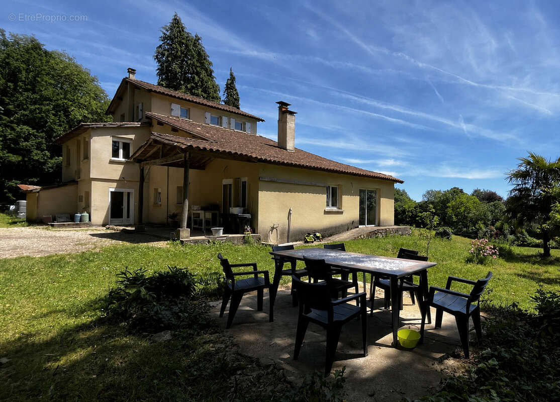 Maison à CENDRIEUX