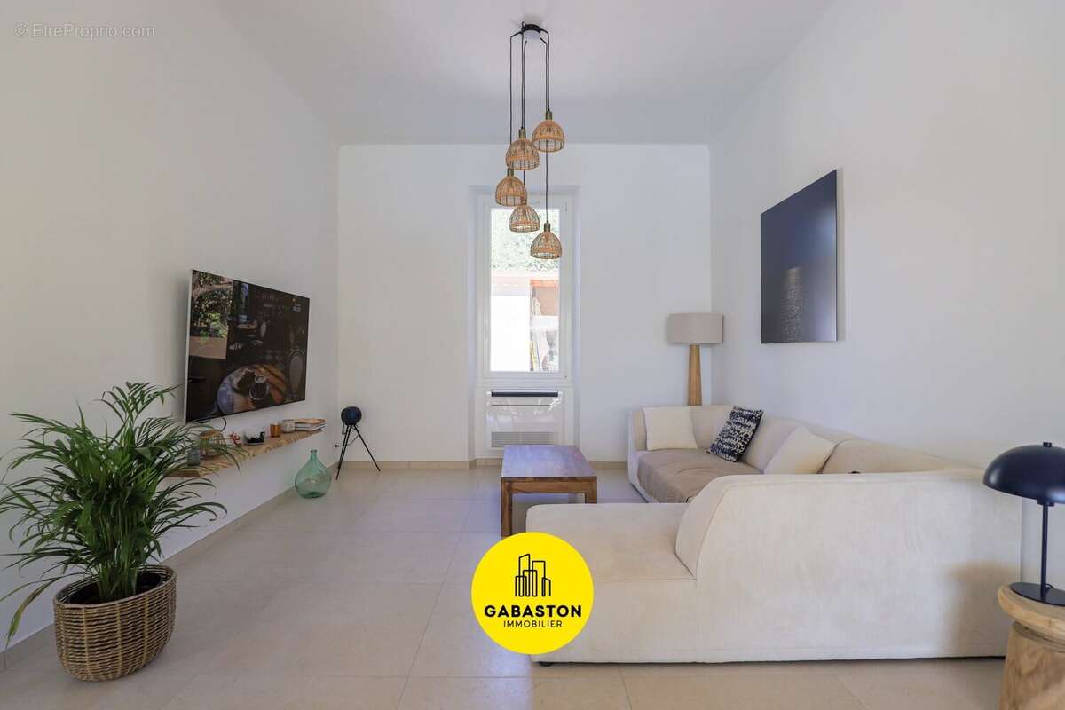 Maison 104 m² à Marseille-11e  - photo 5