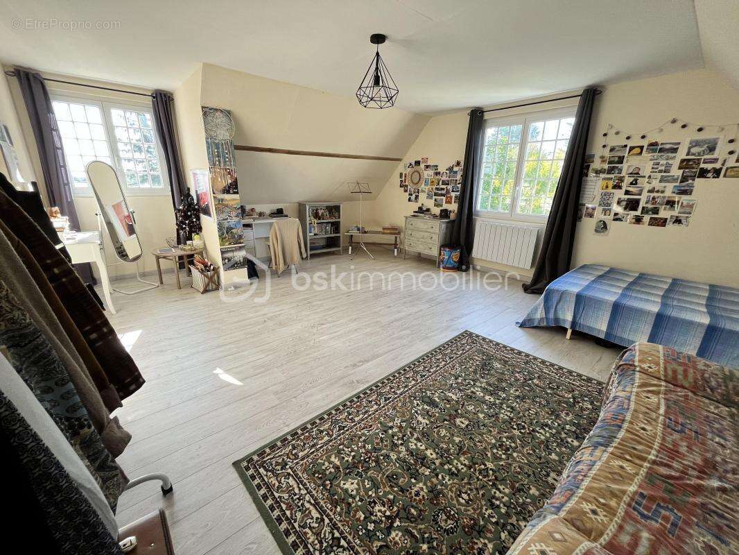 Maison à SAINT-MARTIN-DES-CHAMPS