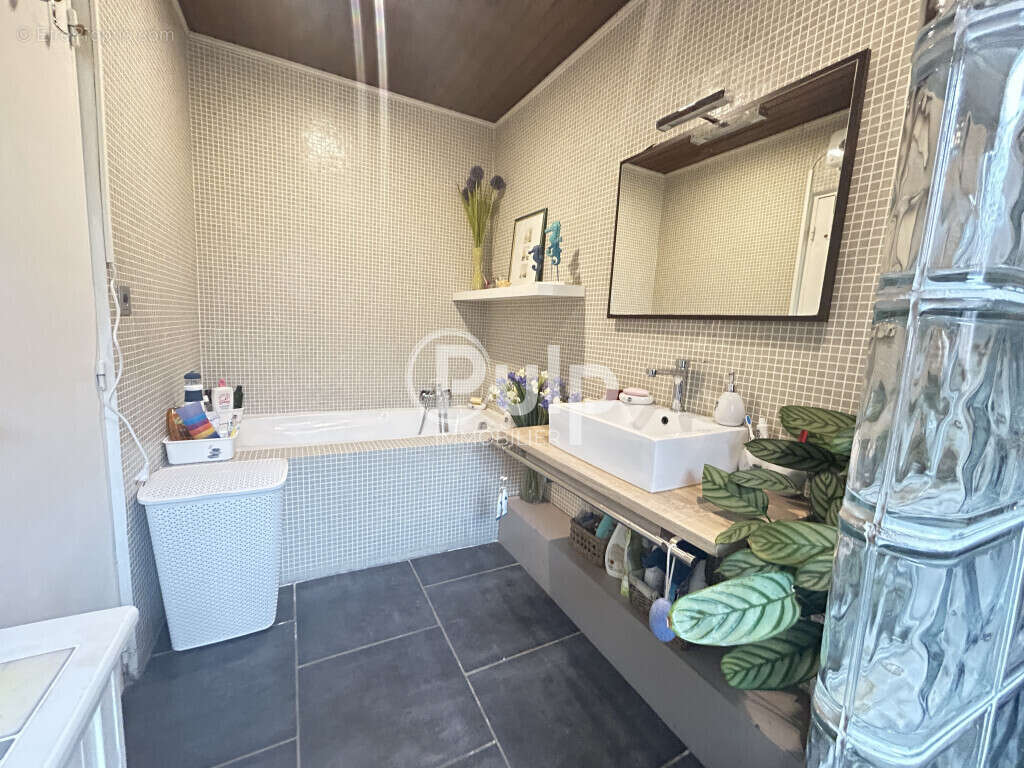 Maison à MONTIGNY-EN-GOHELLE