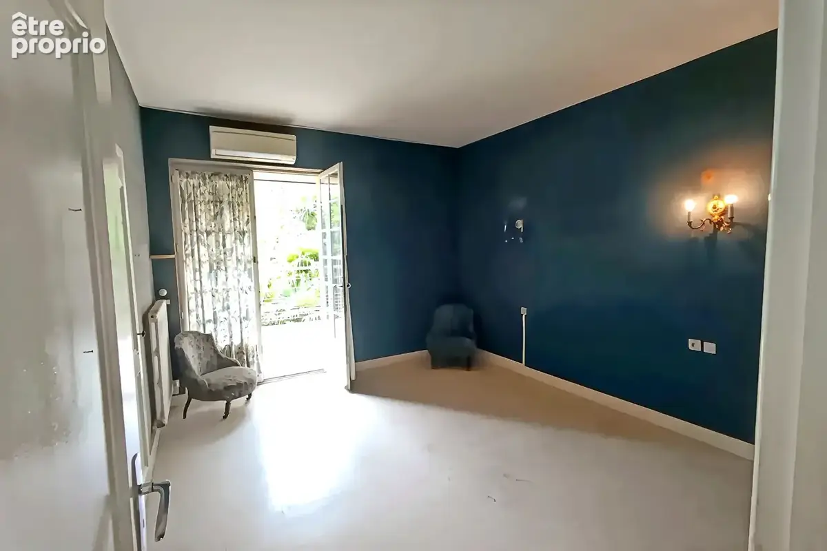 Belle demeure de caractère à Brassac 298 m2 - photo 8