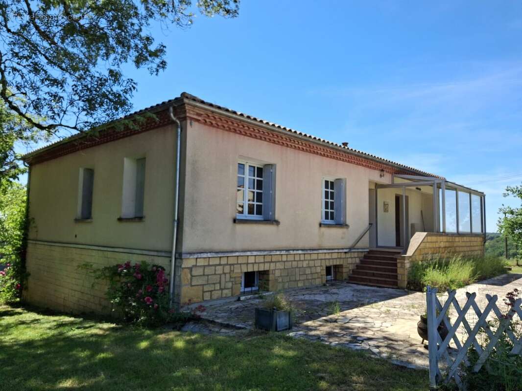 Maison à MONPAZIER