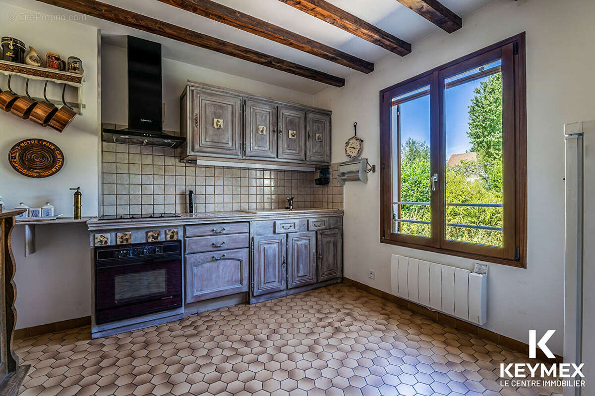 Maison Le Mesnil En Thelle 5 pièce(s) 86.29 m2 - photo 4