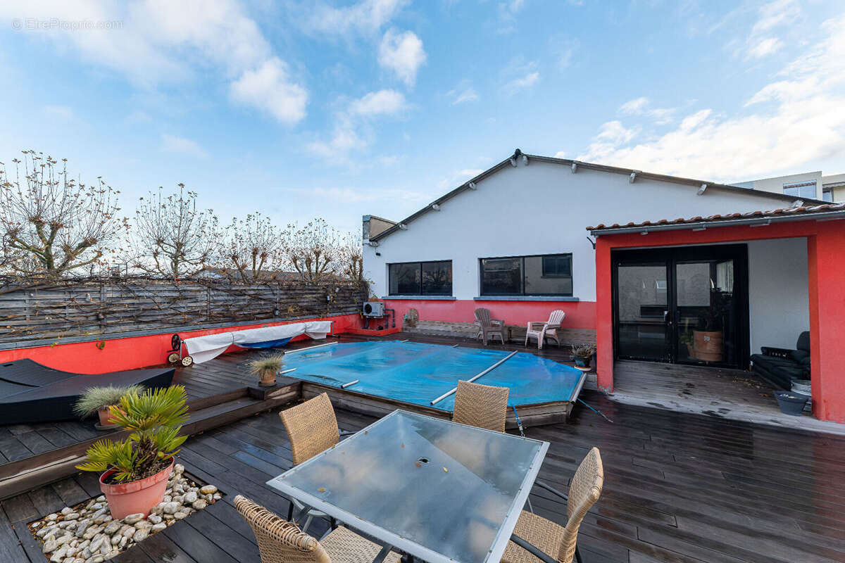 Maison à CLERMONT-FERRAND