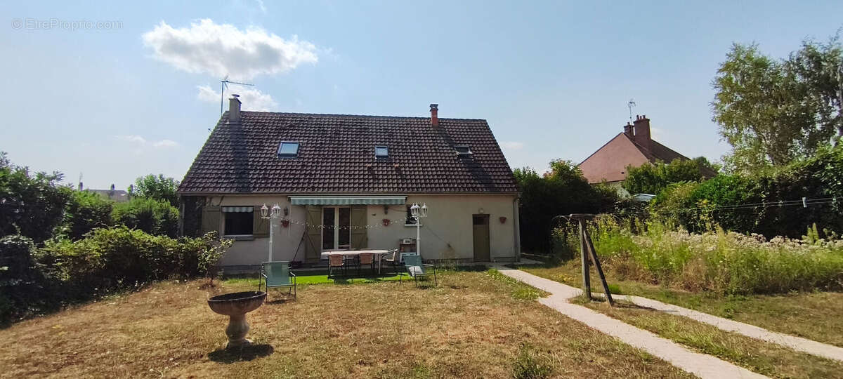 Maison renovee  a chateaudun - photo 2