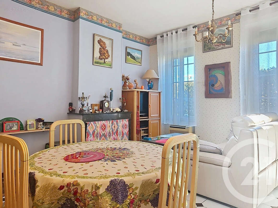Appartement 137 m² à Montauban  - photo 2