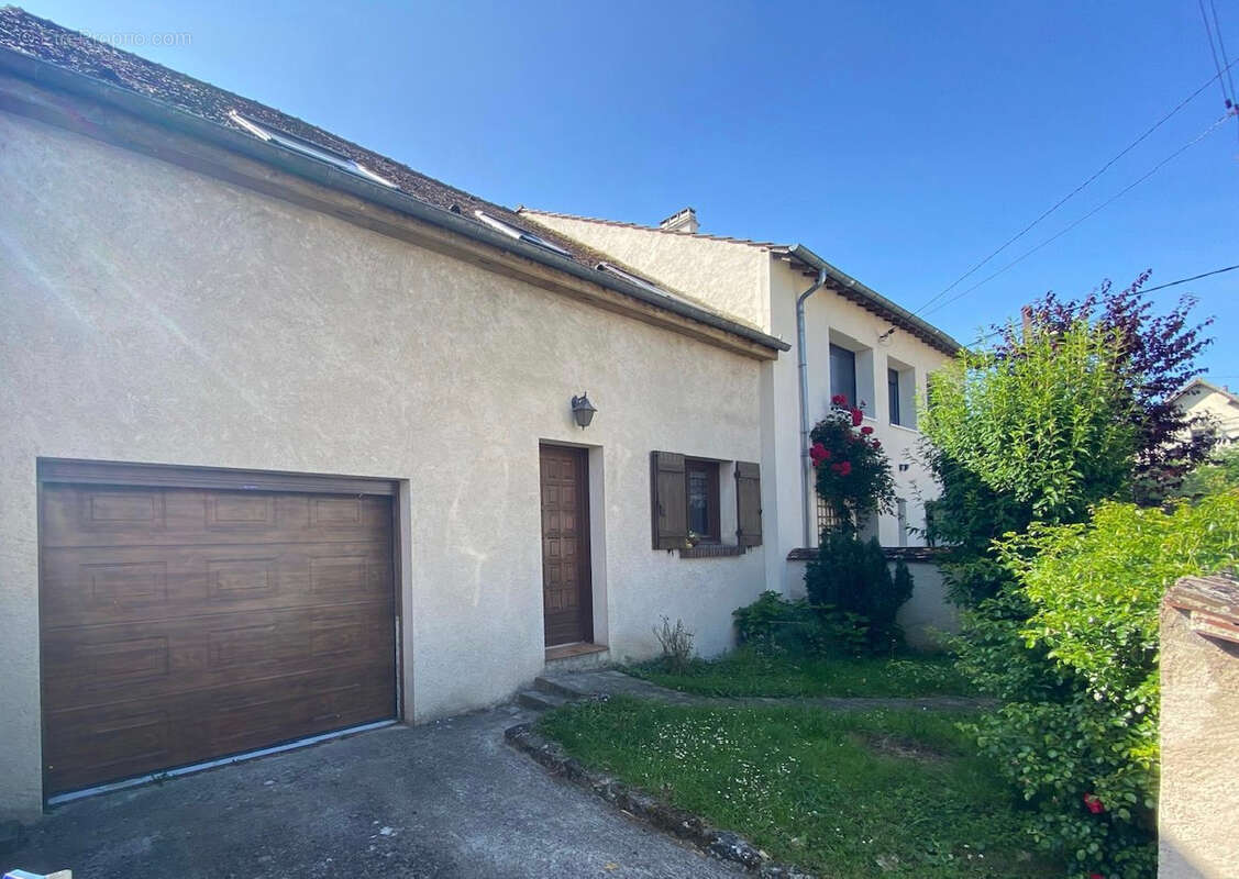 Maison à QUINCY-VOISINS